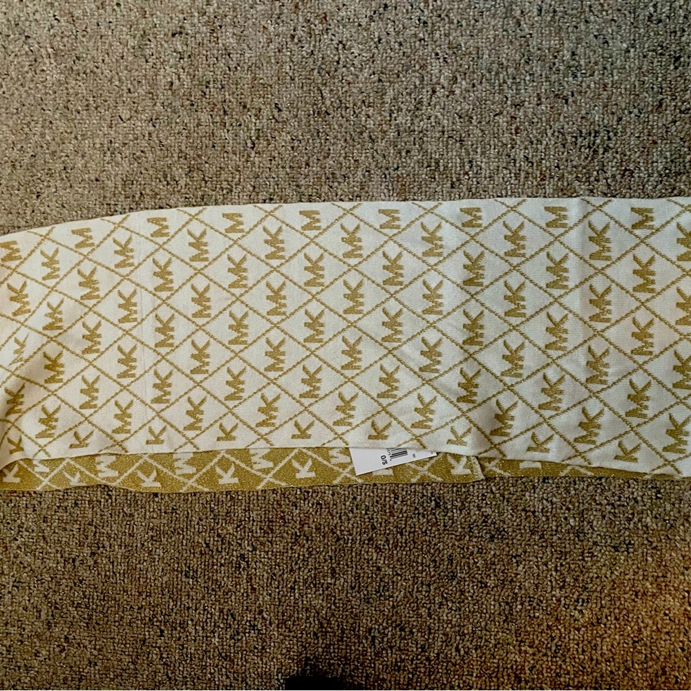 New with tags Michael kors gold and white infinity scarf, one size fits all